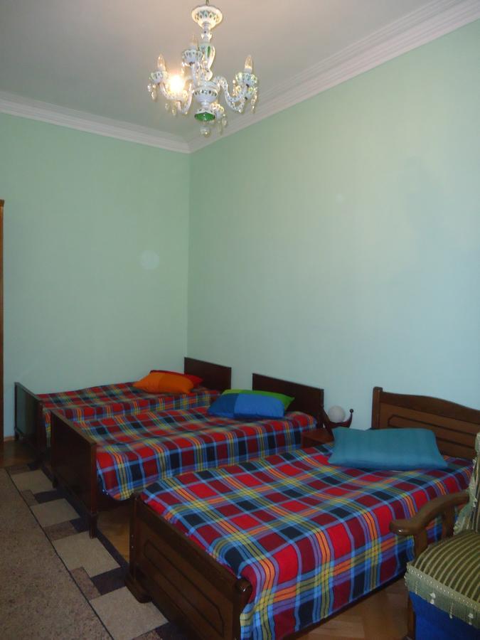 Bed and Breakfast Albatros Тбілісі Екстер'єр фото